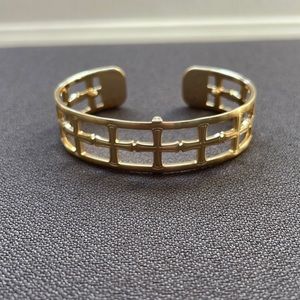 Brighton cuff.